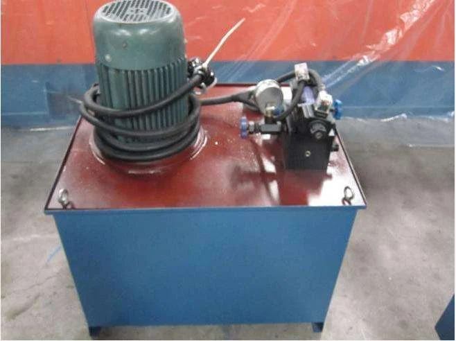 Hydraulic station