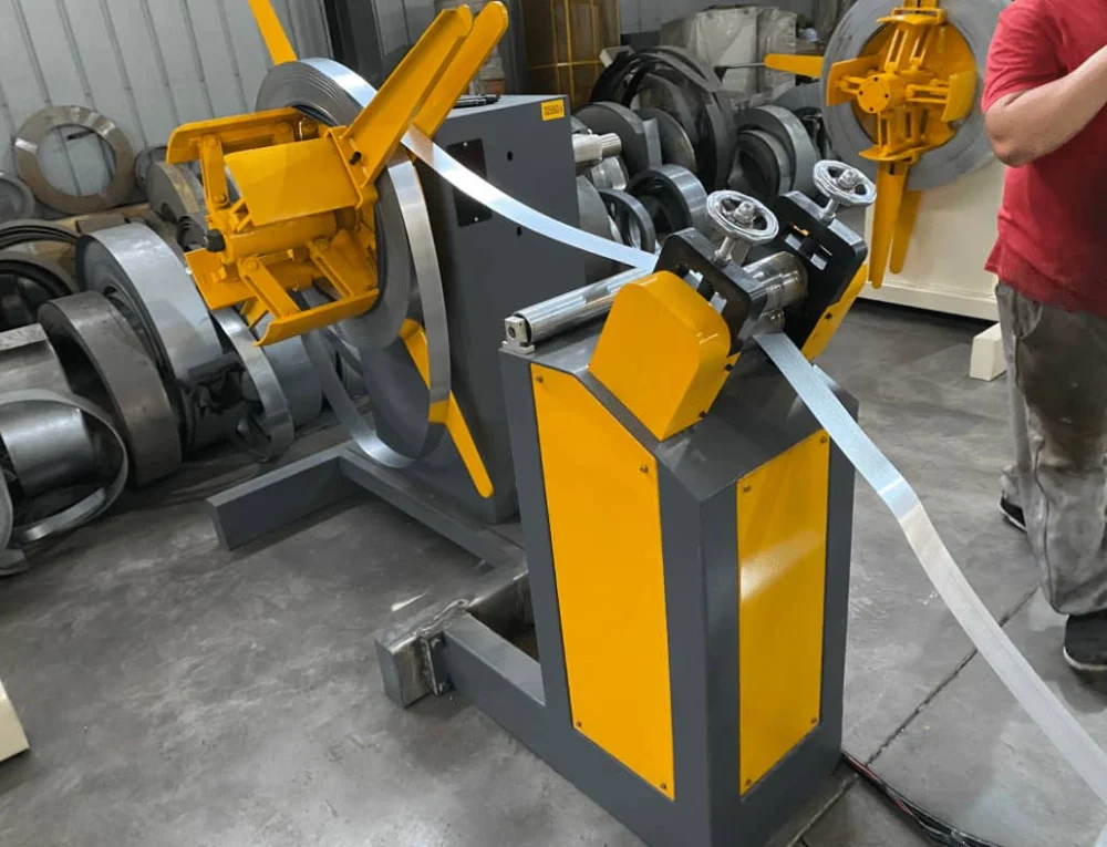 High-Precision Steel Wall Angle Roll Forming Machine - "
