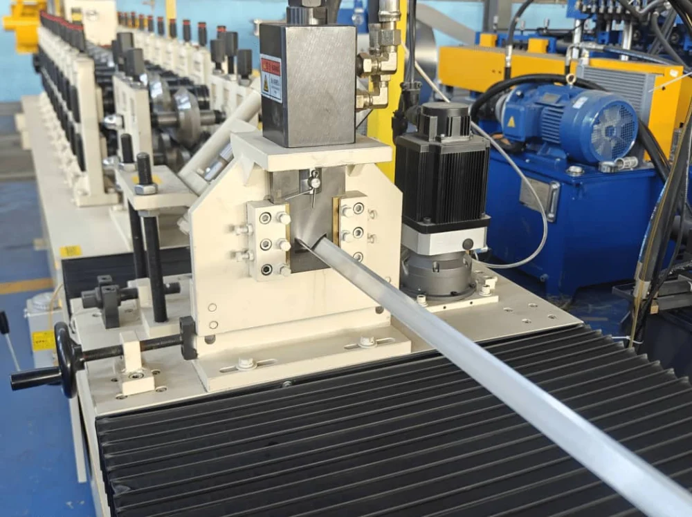 High-Precision Steel Wall Angle Roll Forming Machine - "